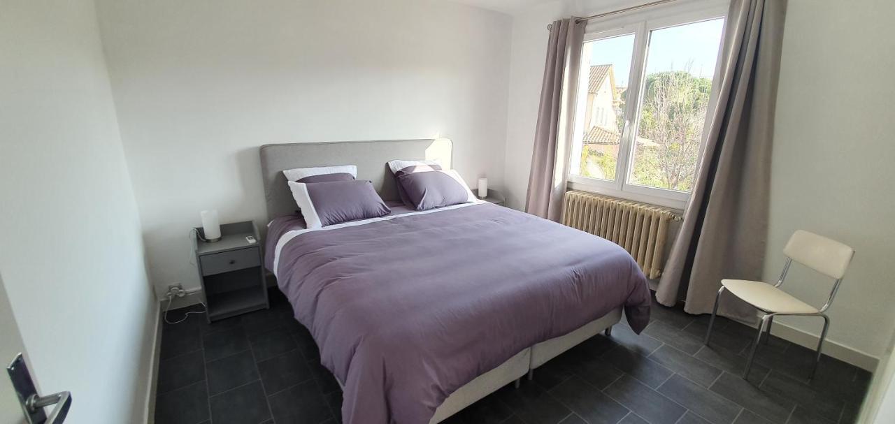 Appartement Entier Au Dessus De Villa, Climatisation Reversible Poele A Bois Tres Chaleureux , Wi Fi Parking Privee Gratuit Situation 500 M, Plage Et Centre Ville Sanary-sur-Mer Kültér fotó